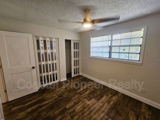 Building Photo - 1003 Willow Pond Dr