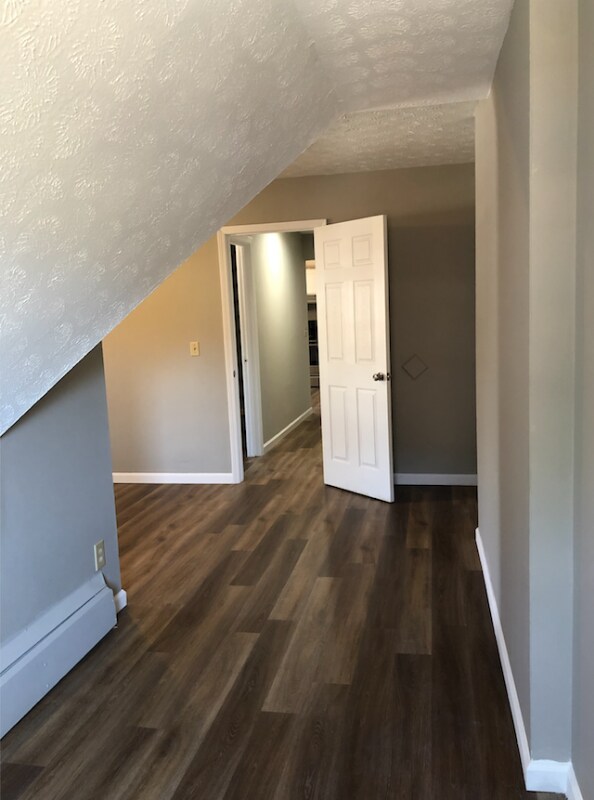 Building Photo - 2232 St James Ave