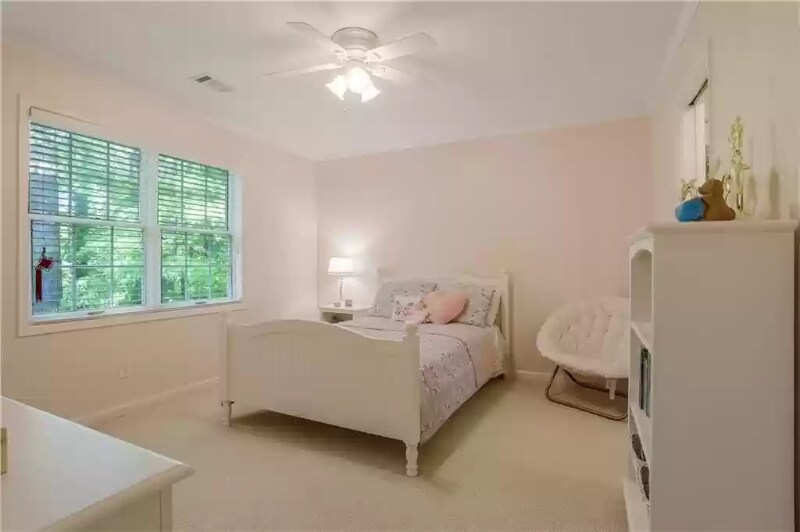 Building Photo - 3346 Mathieson Dr NE