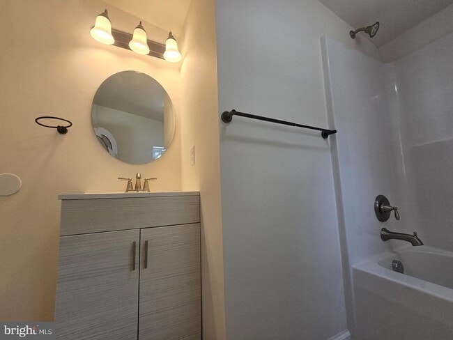 Building Photo - 34 South Main Street