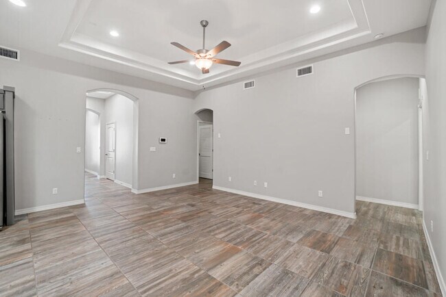 Building Photo - 1740 Eased St