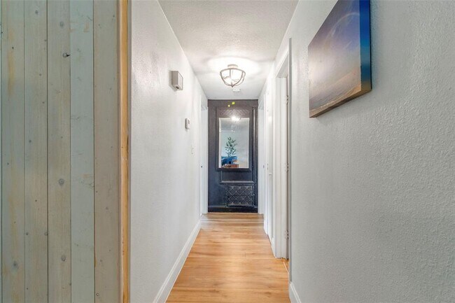 Building Photo - 2586 Auburn Blvd