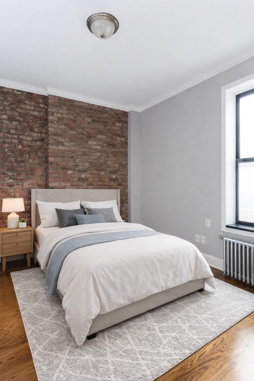 Building Photo - 334 E 100th St