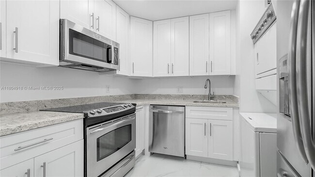 Building Photo - 7975 SW 86th St