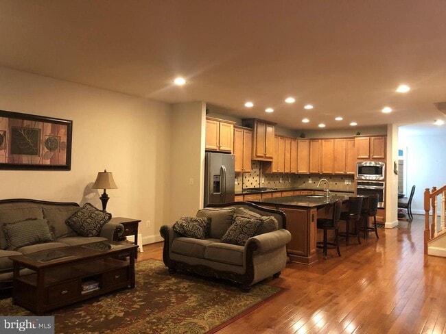 Building Photo - 44388 Foxthom Terrace