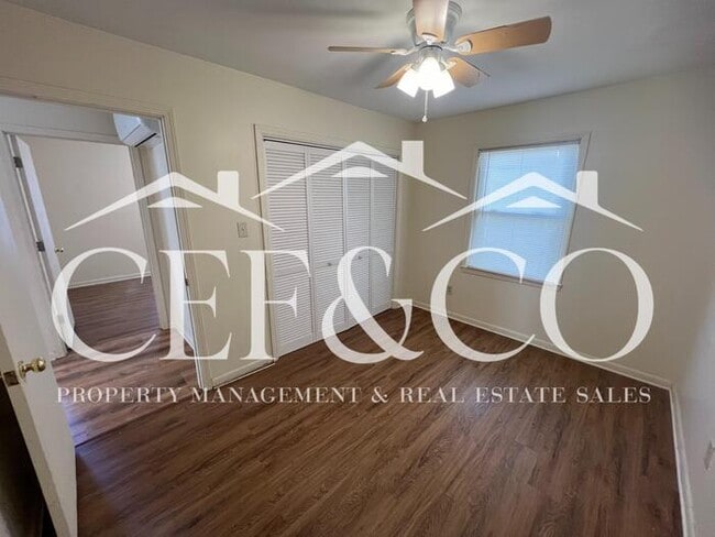 Building Photo - 751 Baltimore St