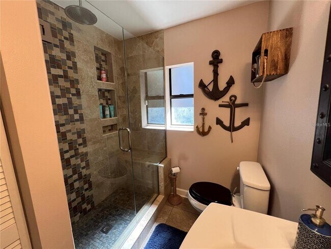 Building Photo - 540 Central Ave