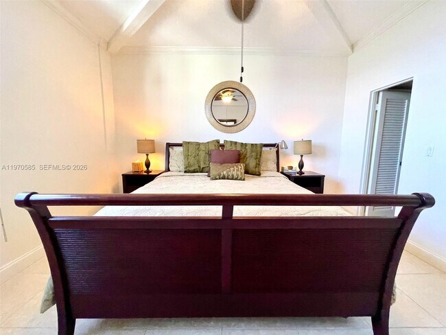 Building Photo - 3001 S Ocean Dr