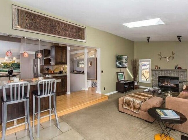 Building Photo - 4 Bed 3 Bath Home In North Boulders Catalpa Park Neighborhood!