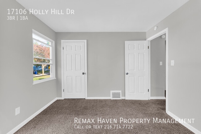 Building Photo - 17106 Holly Hill Dr