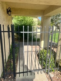Building Photo - 1604 Porter Way