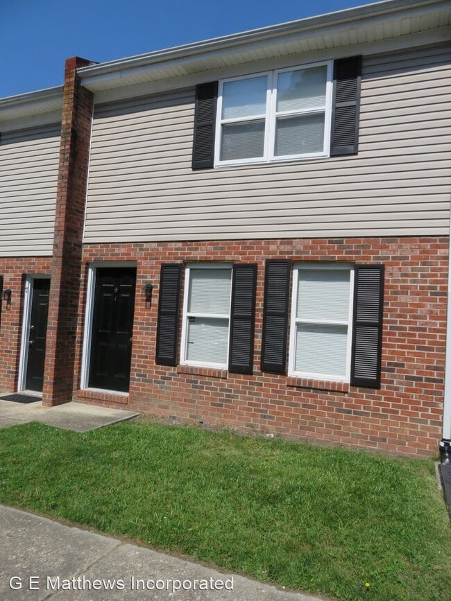 Primary Photo - 1400 Meridian Ave