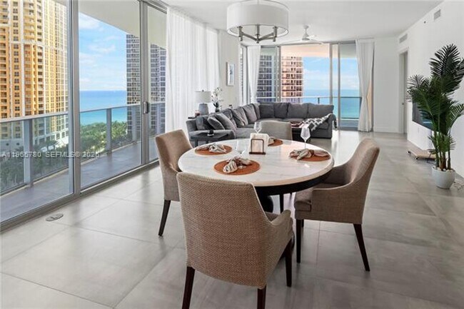 Building Photo - 17550 Collins Ave