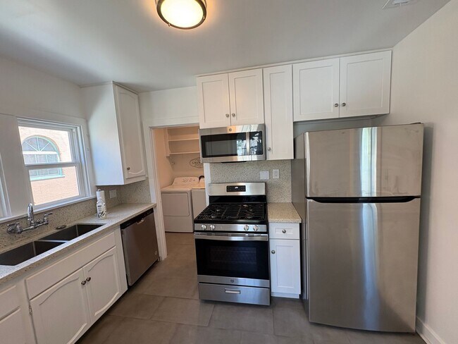 Building Photo - Charming Tudor Style 3 Bed 1.5 Bath PLUS Studio Guest House complete with kitchen and bath!