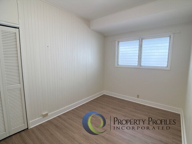 Building Photo - Kaimuki 3 Bedroom 2 Bath House