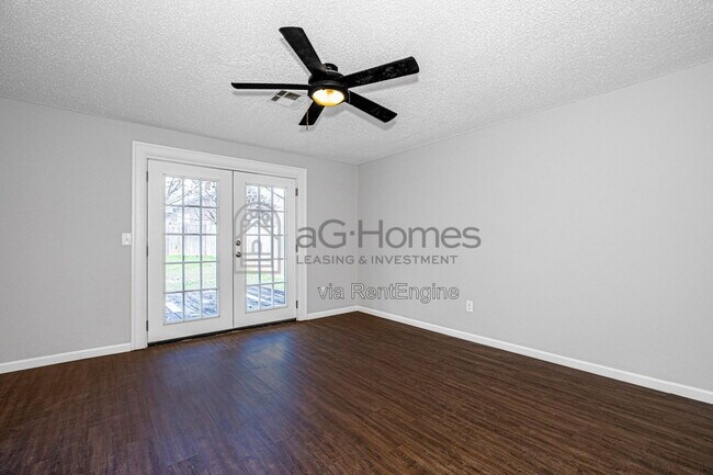 Building Photo - 4721 SE 50th St