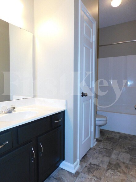 Building Photo - 9279 Windy Meadow Ln