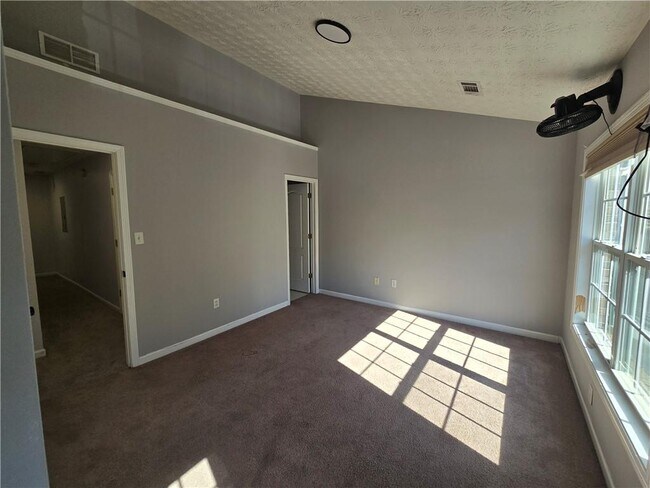 Building Photo - 2372 Johnson Rd NE