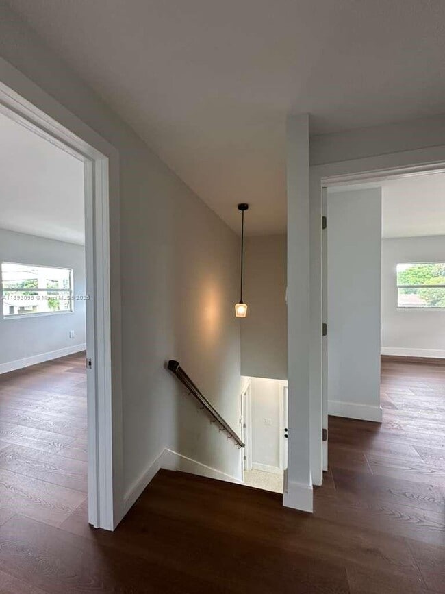 Building Photo - 1189 NW 45th Ave