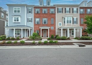 Building Photo - 1664 Beckenham Wy