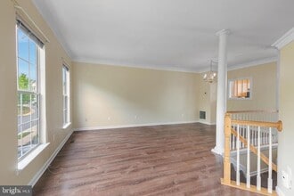 Building Photo - 21639 Kings Crossing Terrace