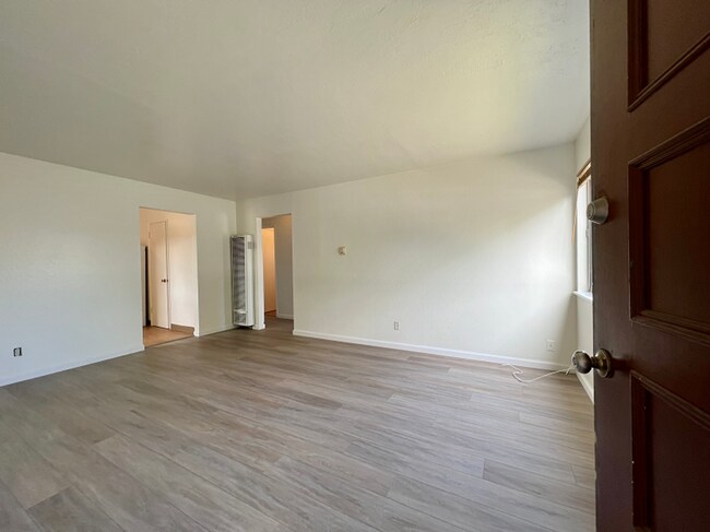 Building Photo - 2471 Old Sonoma Rd
