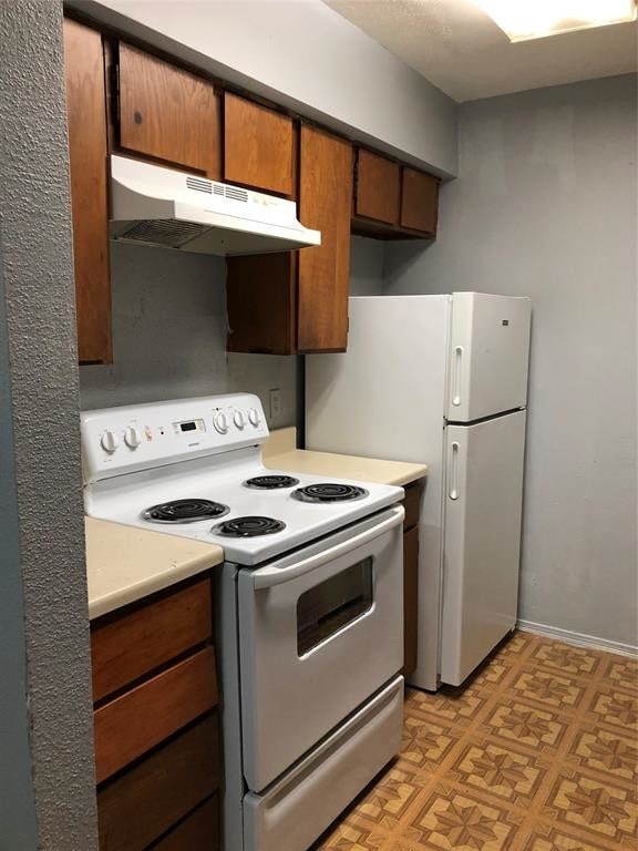 Building Photo - 12500 Sandpiper Dr