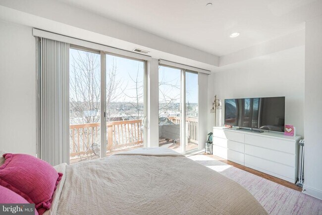 Building Photo - 4066 Manayunk Ave