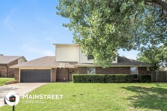 Building Photo - 6800 Bayberry Dr