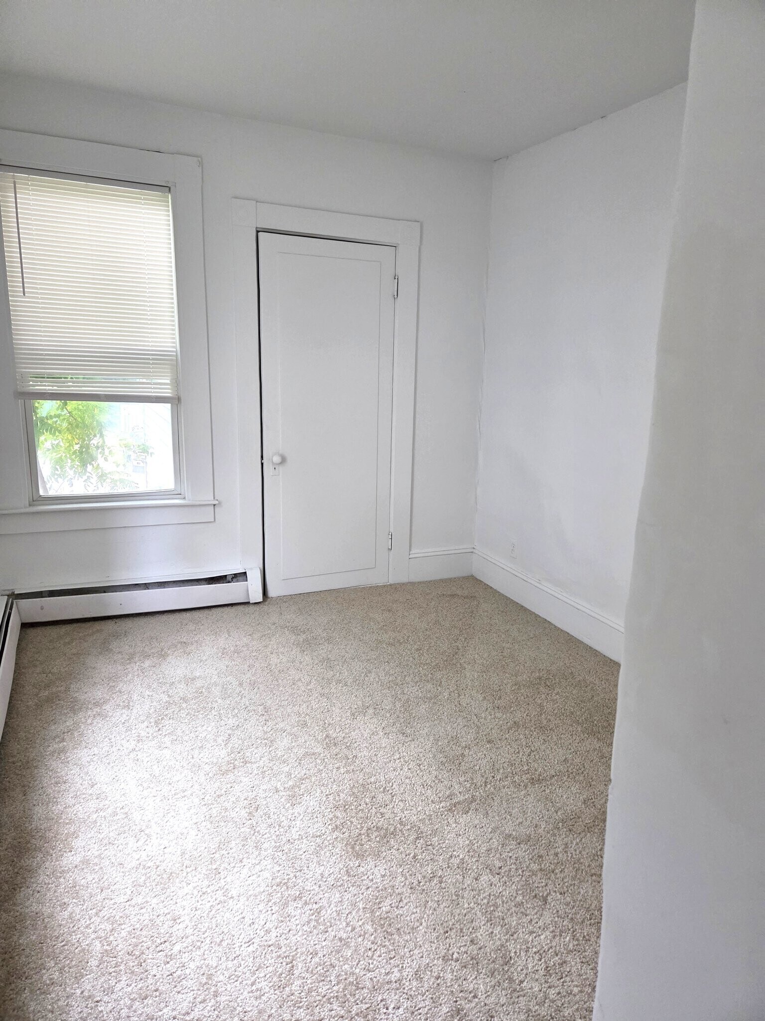 Building Photo - 35 Belknap St