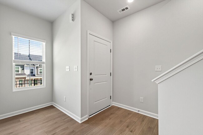 Building Photo - 109 Blue Melody Ave