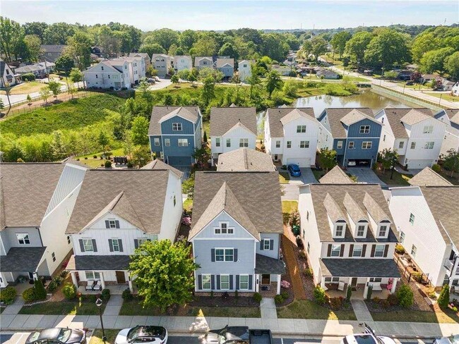 Building Photo - 2316 Echelon Ln