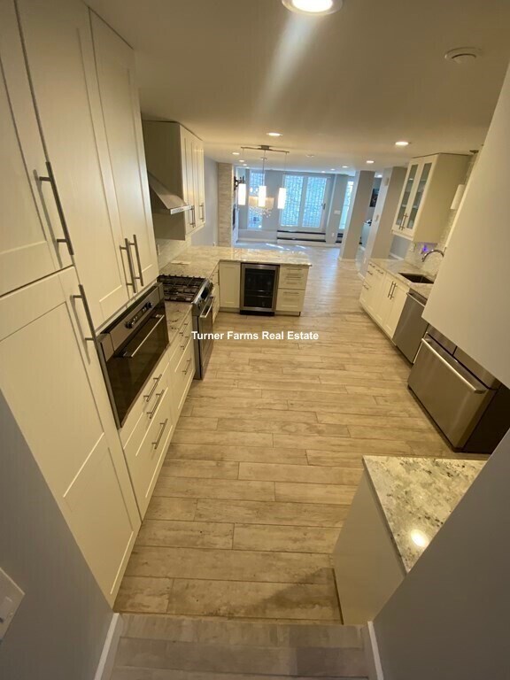 Building Photo - 469 Massachusetts Ave