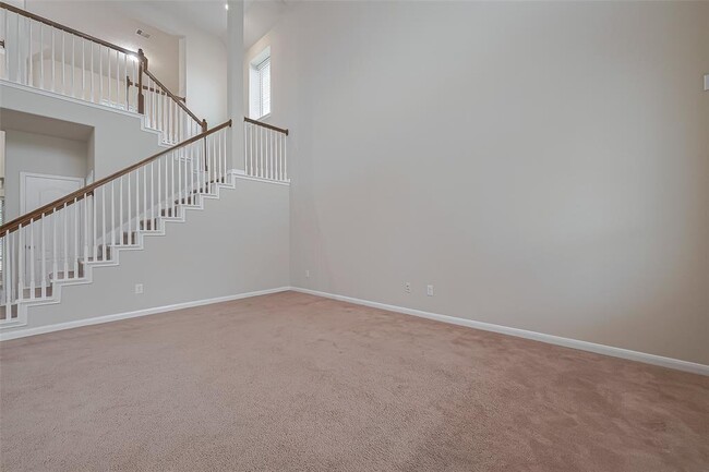 Building Photo - 26027 Chapman Falls Dr