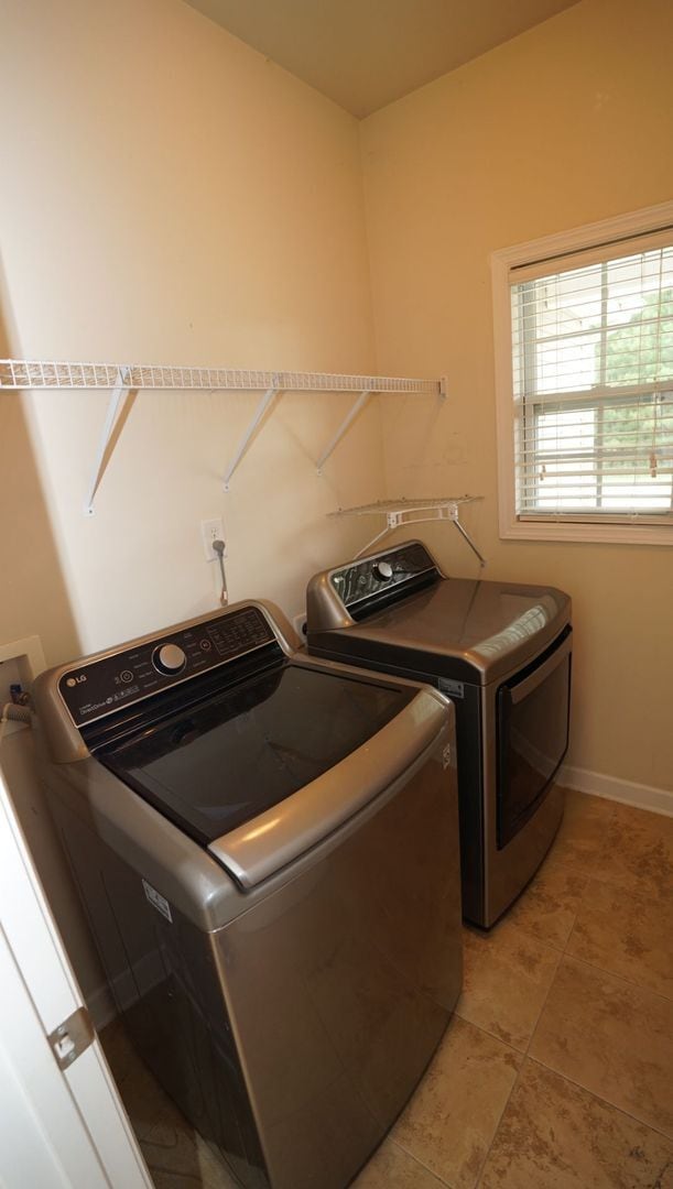 Building Photo - 147 Moonstone Ct