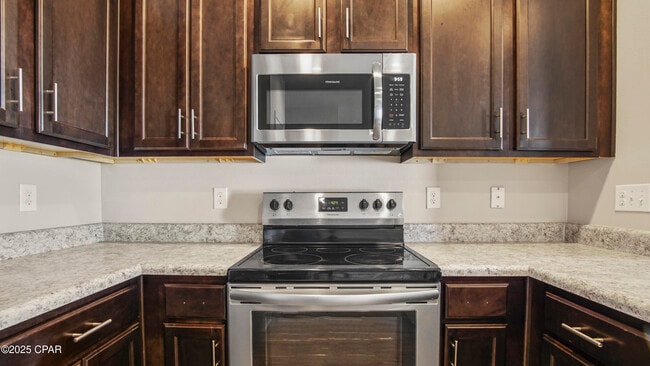 Building Photo - 5780 Callaway Cir