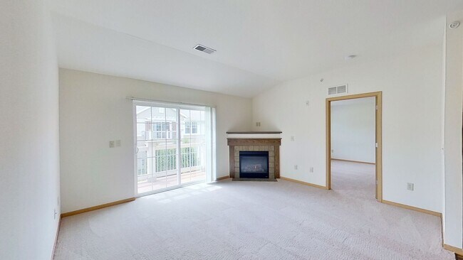 Building Photo - 645 Cedar Bluffs Dr