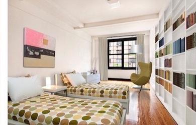 Building Photo - 435 W 23rd St