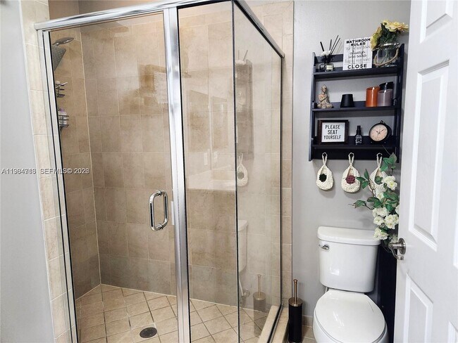 Building Photo - 11887 SW 150th Pl