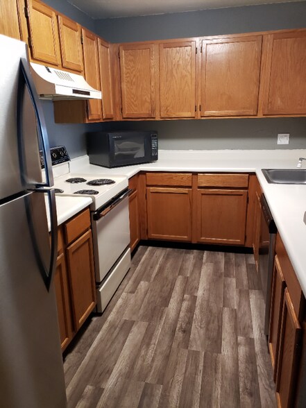 Building Photo - 5745 W Atlantic Pl