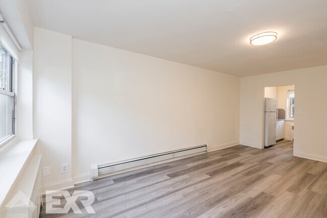 Building Photo - 94 Arlo Rd