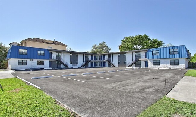 Building Photo - 5201 Crawford St