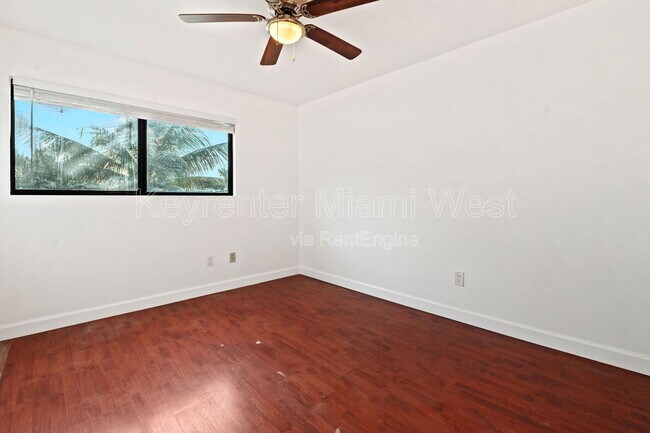 Building Photo - 4332 SW 148th Pl