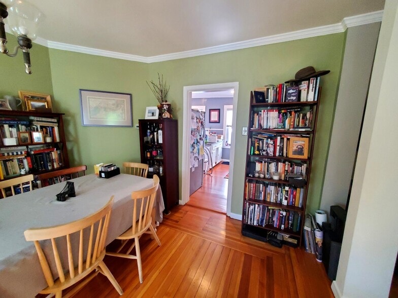 Dining room - 59 Cameron Ave
