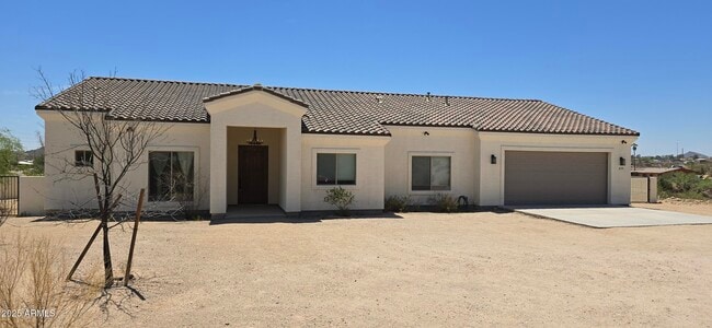 Primary Photo - 839 W Hermosa Dr