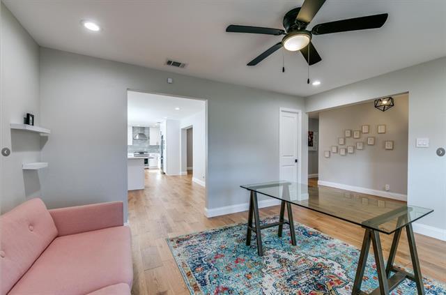 Building Photo - 8349 Londonderry Ln