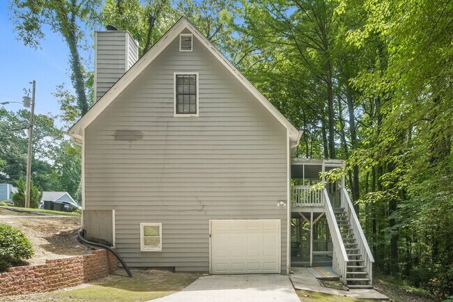 Building Photo - 3008 Cardinal Dr