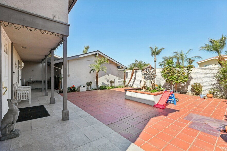 Building Photo - 4182 Silliman Dr