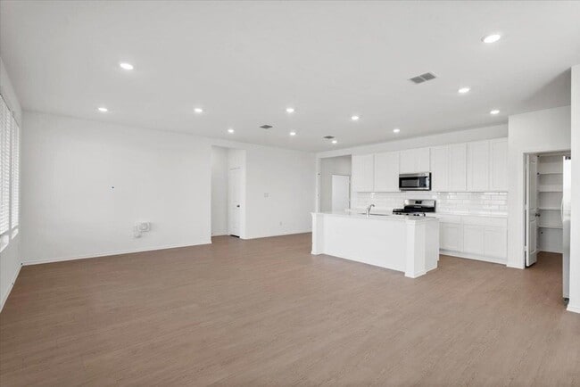 Building Photo - 227 Rodney Boat Rd