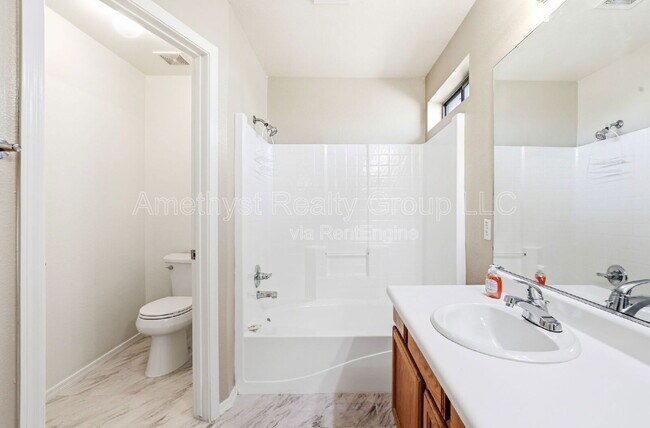 Building Photo - 3722 N 105th Dr